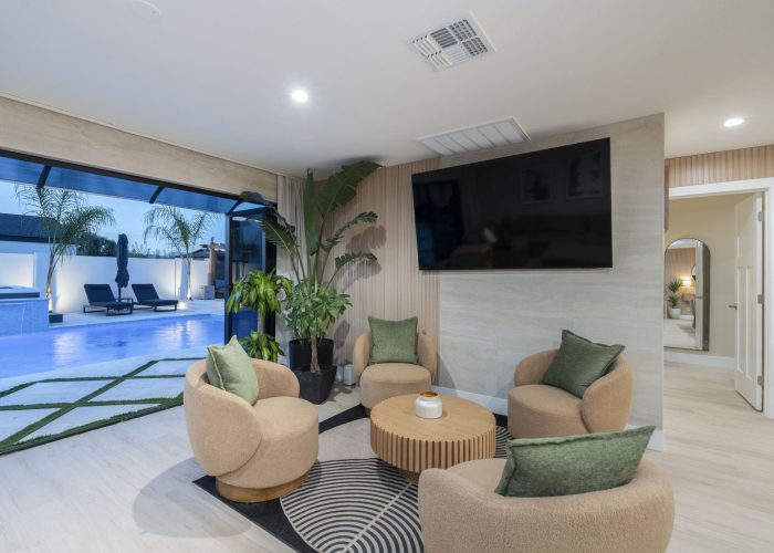 101-web-or-mls-Lincoln - Twilight-15