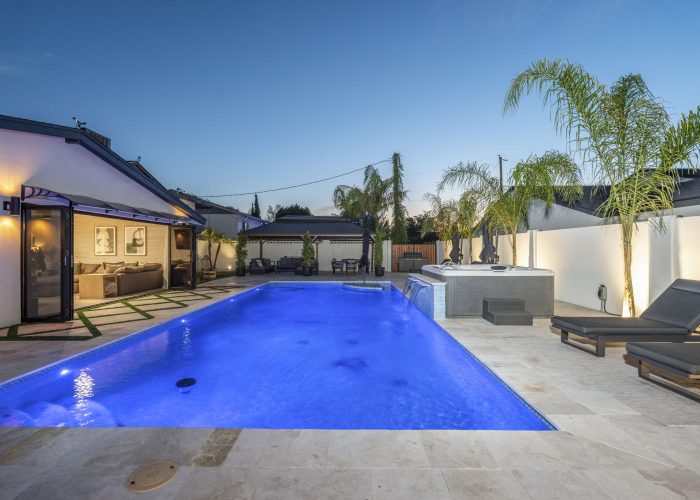 117-web-or-mls-Lincoln - Twilight-31