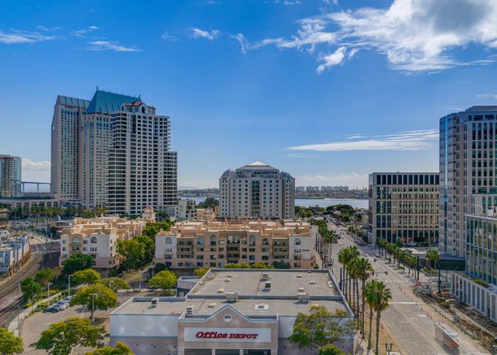 888 West E Street-LARGE-12