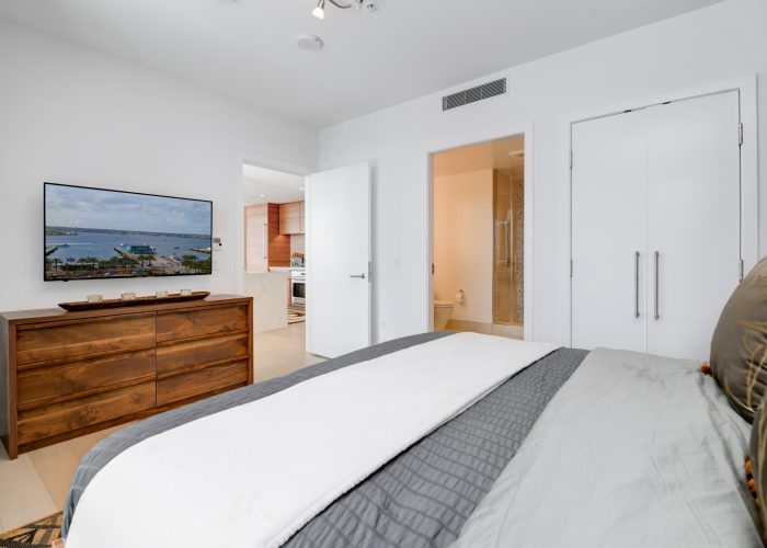 888 West E Street-LARGE-23